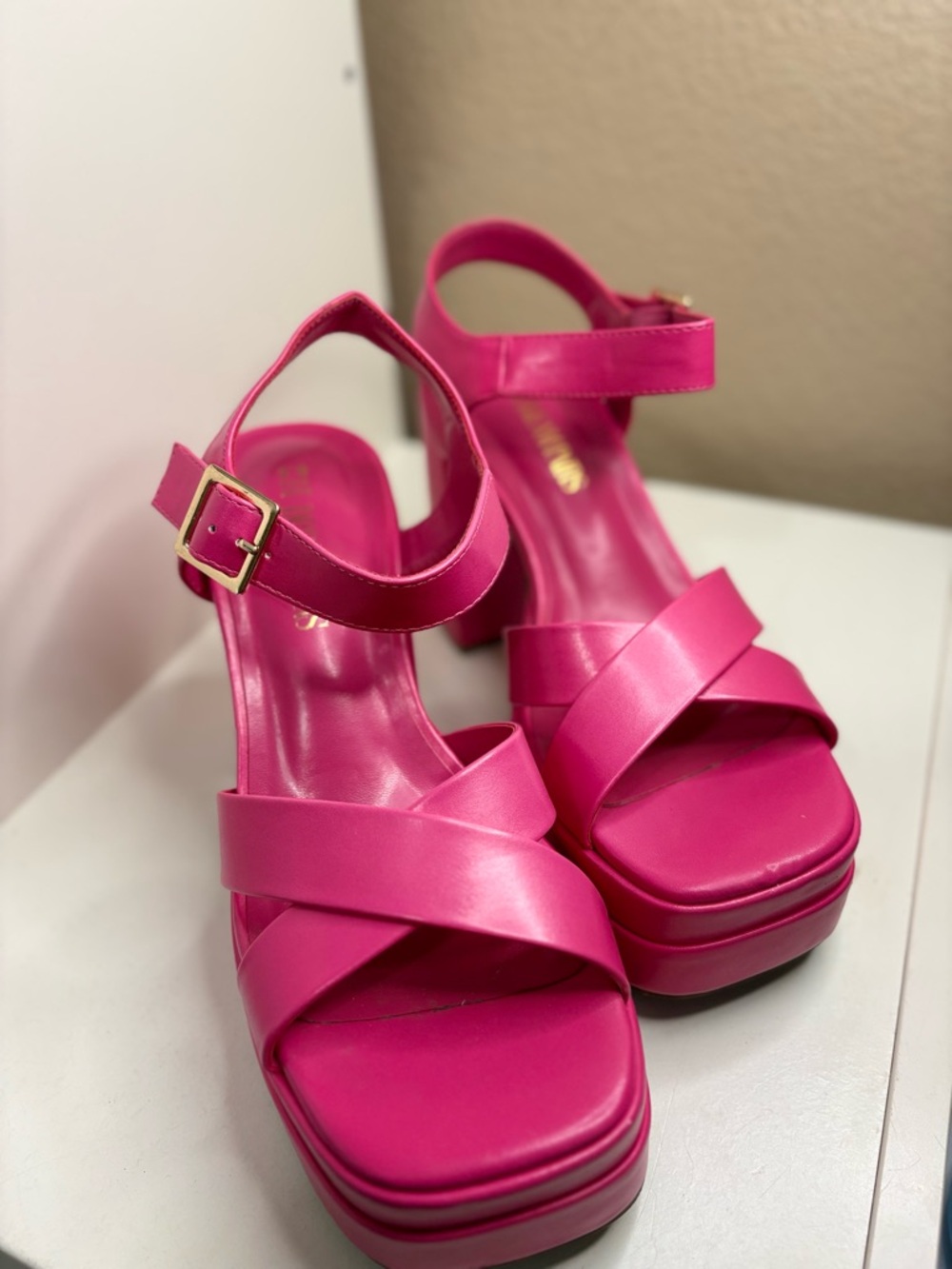 Dream Pairs Hot Pink Platform Block Heel Sandals Square Toe Y2K Size 8.5